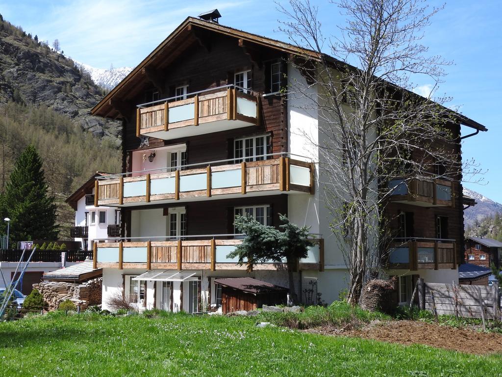 Haus Alpenperle Apartamento Saas-Almagell Exterior foto